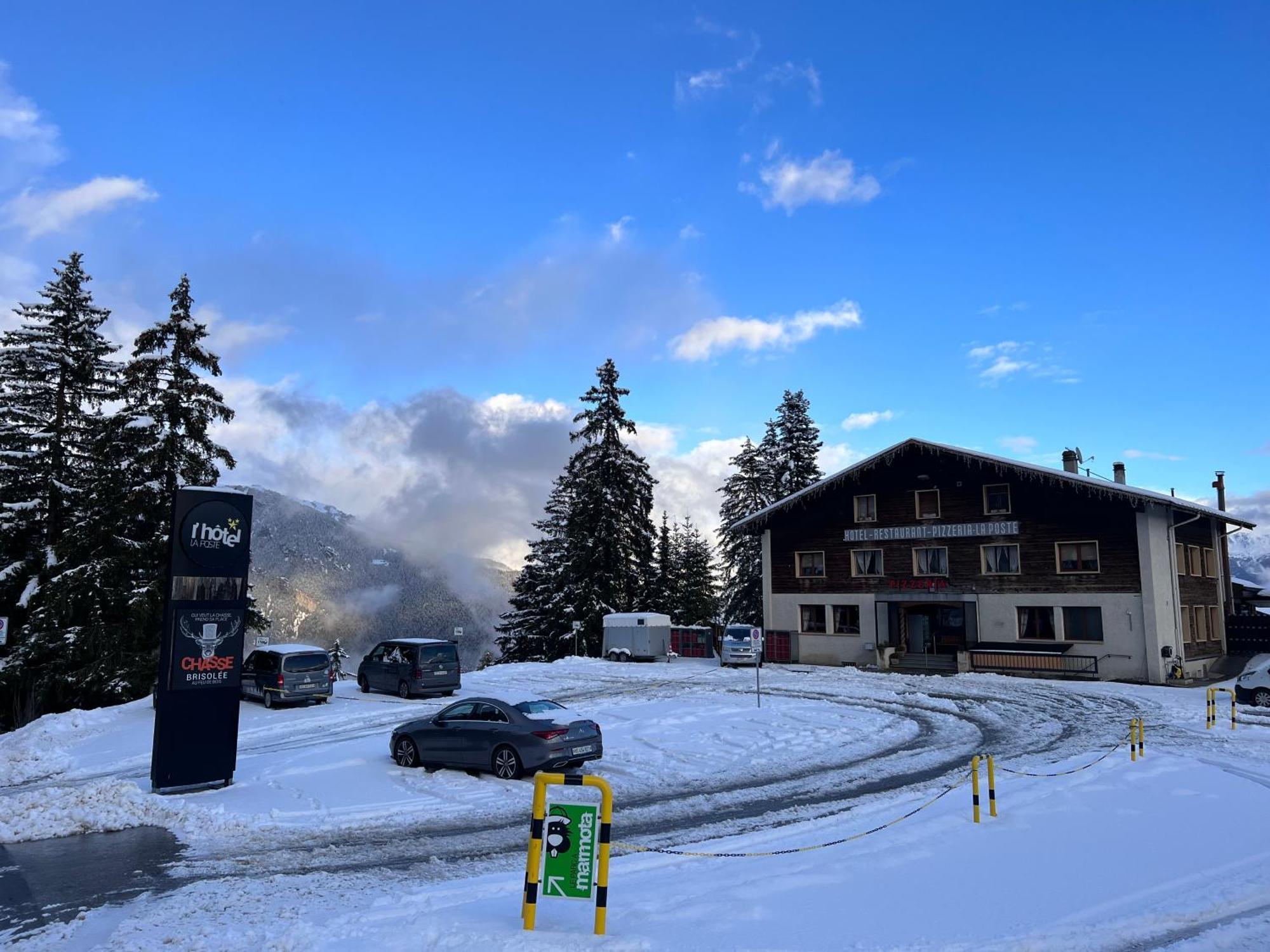 Hotel De Charme La Poste Anzère Buitenkant foto