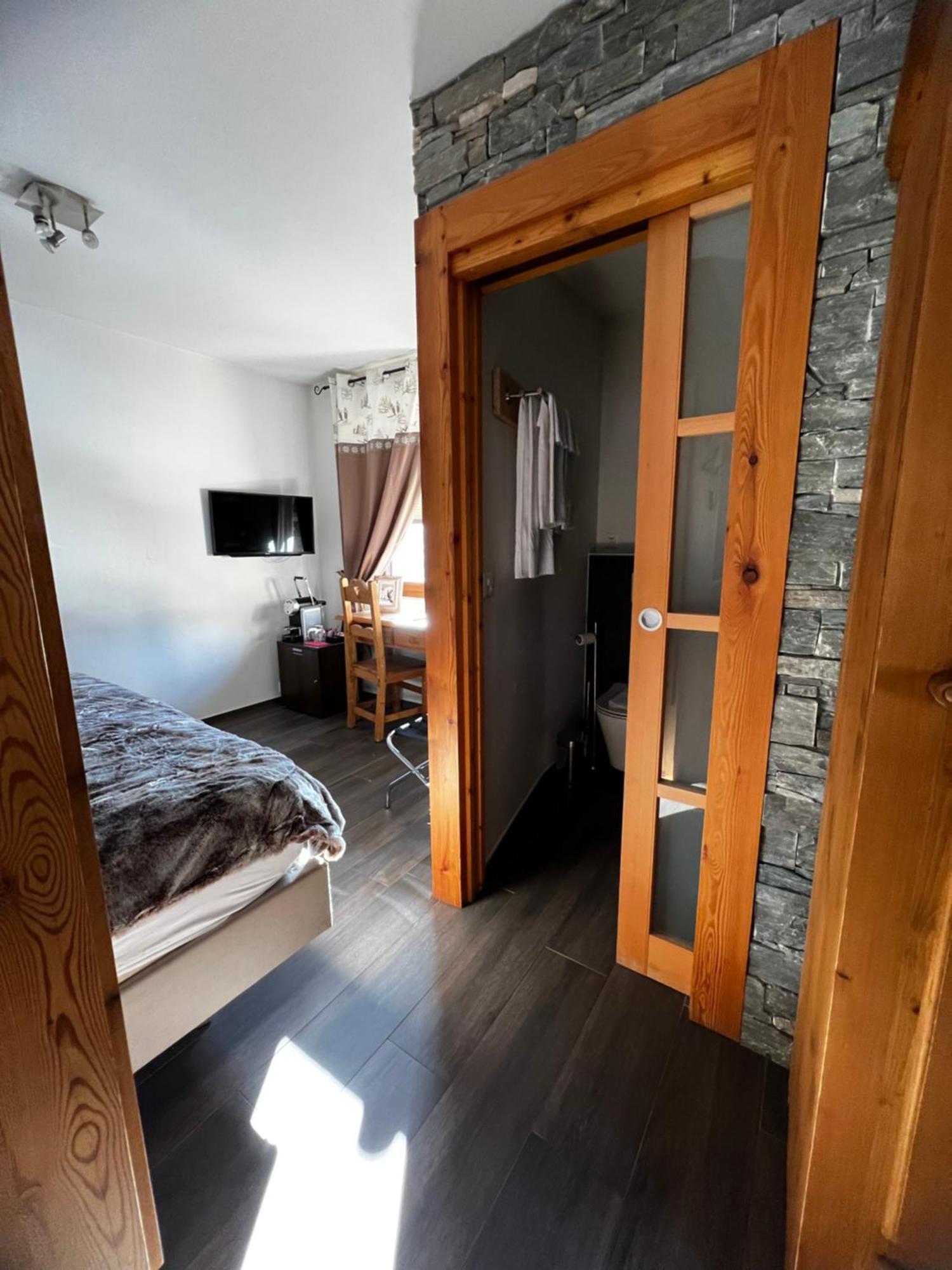 Hotel De Charme La Poste Anzère Buitenkant foto